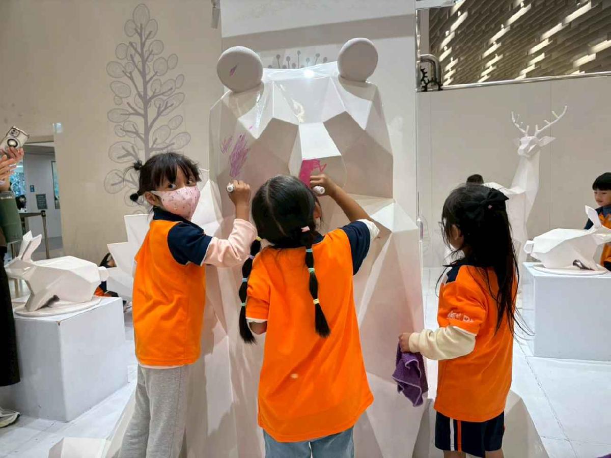 line_album_20251121想像力製造所_251127_32