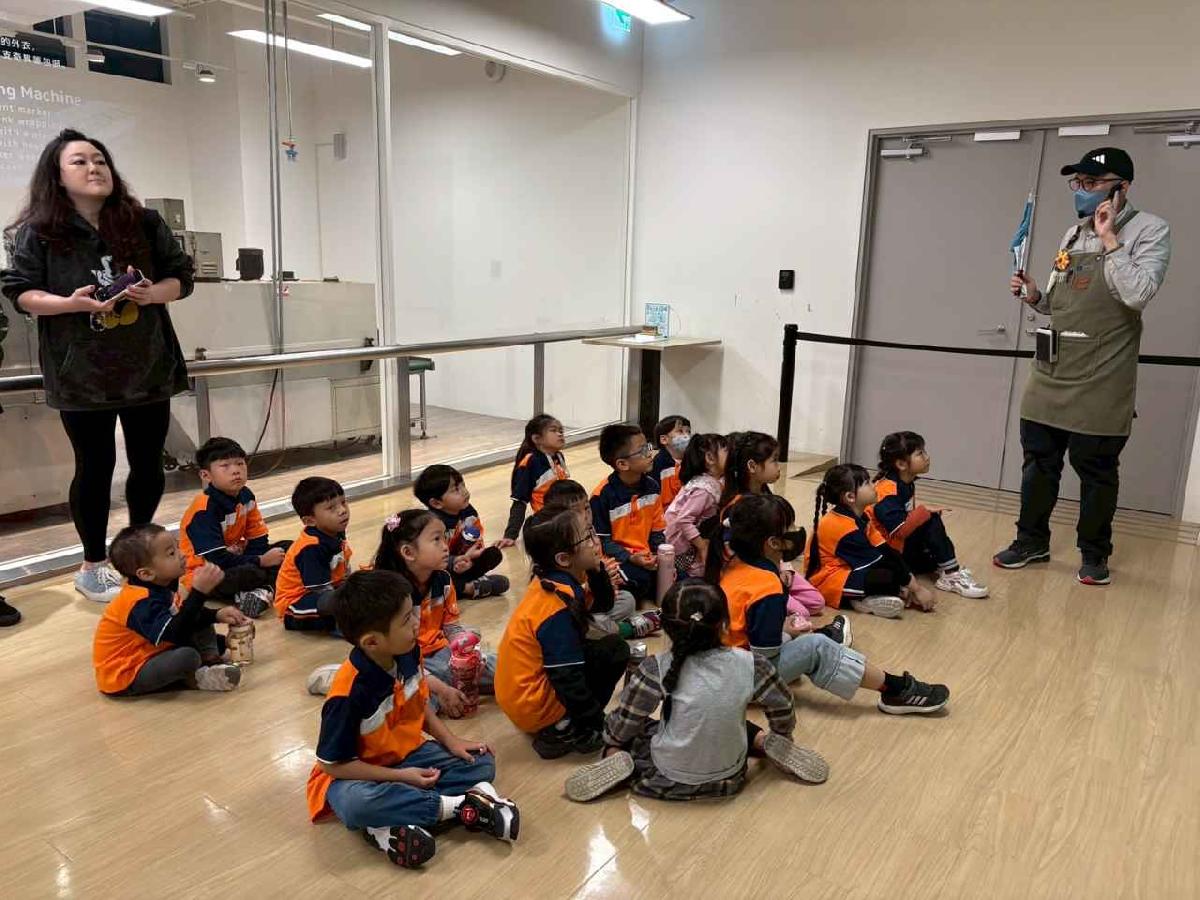 line_album_20251121想像力製造所_251127_124