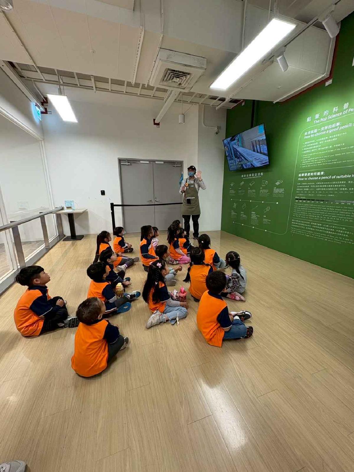 line_album_20251121想像力製造所_251127_125