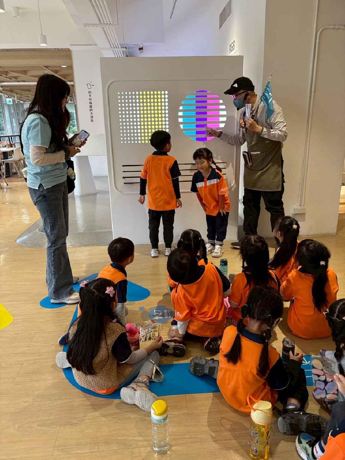 line_album_20251121想像力製造所_251127_136