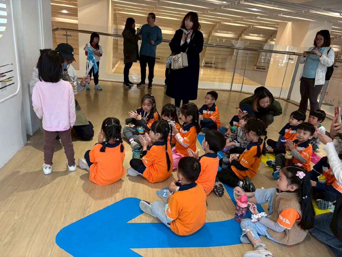 line_album_20251121想像力製造所_251127_139