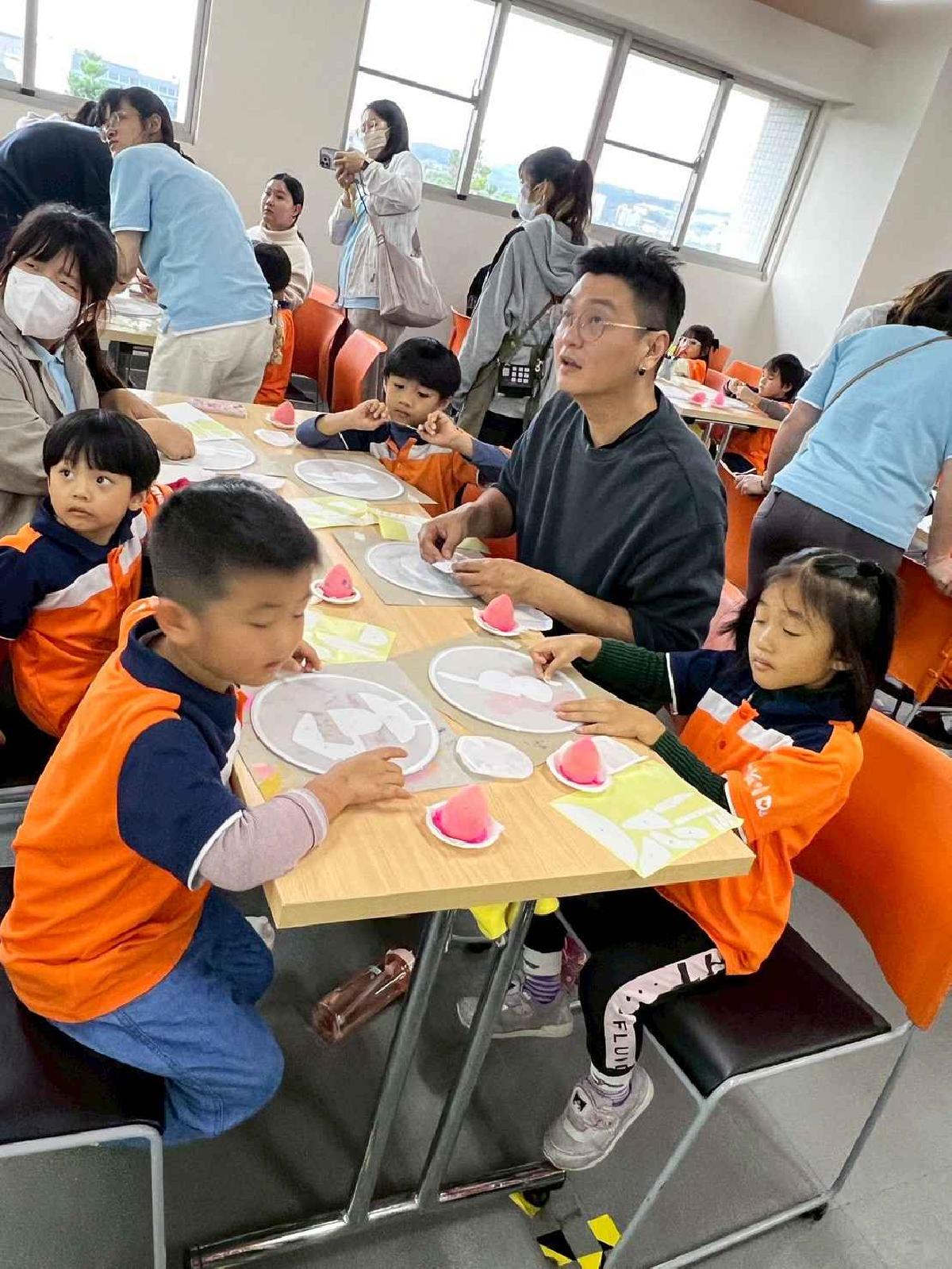 line_album_20251121想像力製造所_251127_153